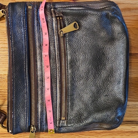 Women\'s Silver/Grey Leather Crossbody Bag